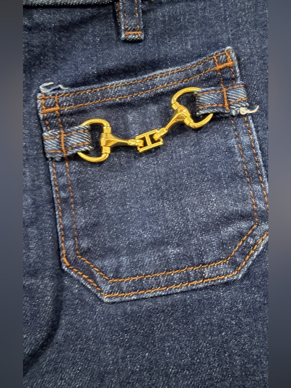 Loft Jeans - Picture 2 of 4